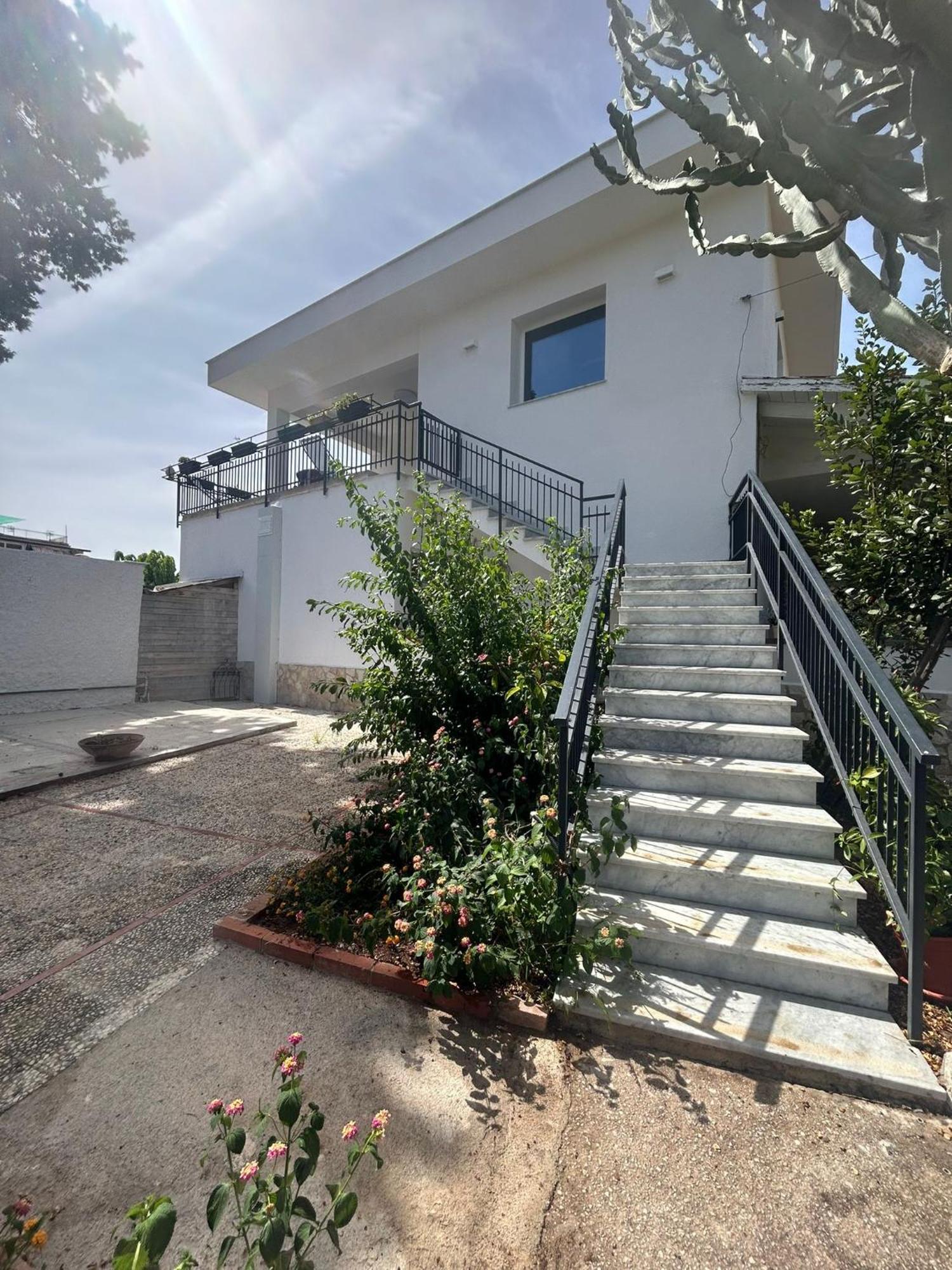 Mondello Felix - Appartamenti In Villa A 600M Dal Mare Экстерьер фото